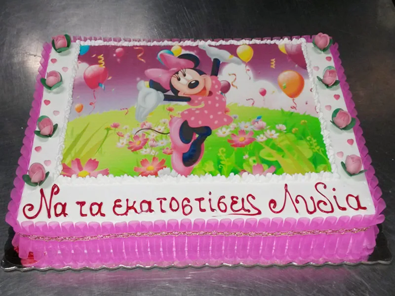 Minnie σε ροζ