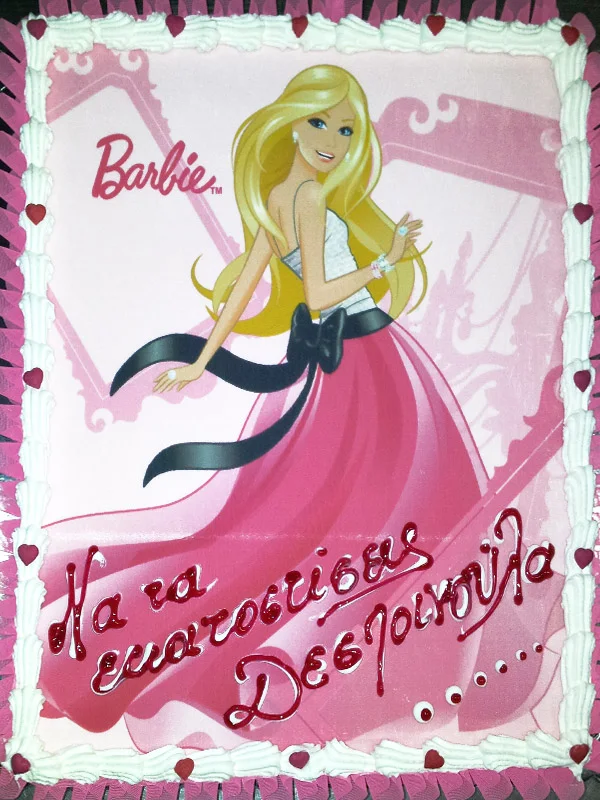 Barbie με φόρεμα