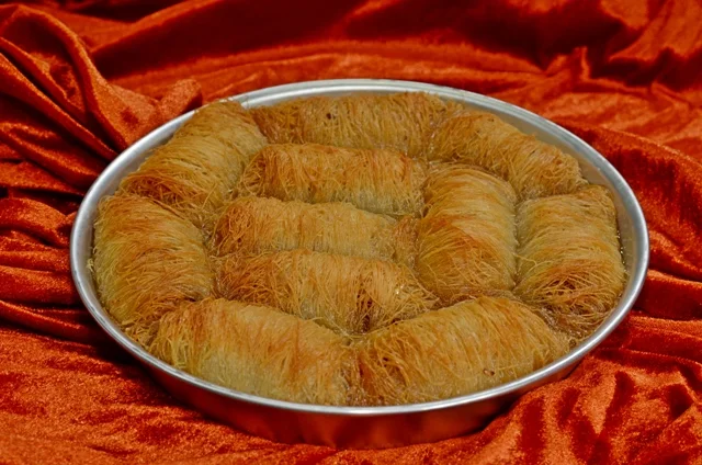Ταψακι κανταϊφι